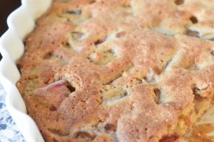 Makronkage med rabarber nem kage opskrift