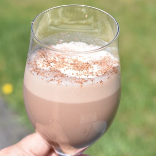 Milkshake med is & kakaomælk - nem opskrift