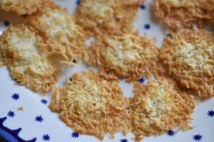 DSC_1075 • nogetiovnenstaging.com Sprøde parmesanchips