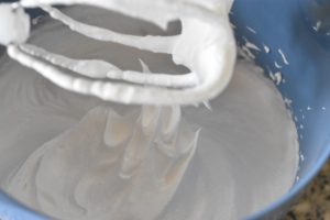 Tuc kage - opskrift med nødder og chokolade