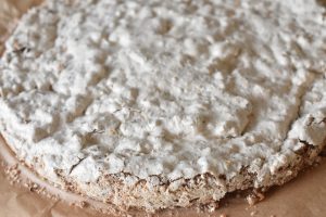 Tuc kage - opskrift med nødder og chokolade