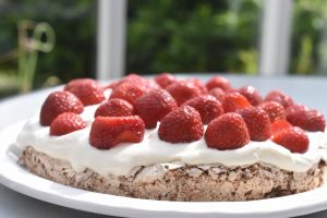 Tuc kage - opskrift med nødder og chokolade