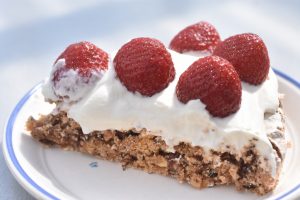 Tuc kage - opskrift med nødder og chokolade