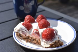 Tuc kage - opskrift med nødder og chokolade