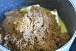 Lakridskage med lakridssirup - nem opskrift