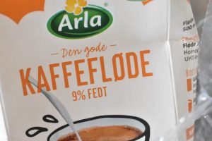 Clafoutis med rabarber - nem rabarberclafoutis