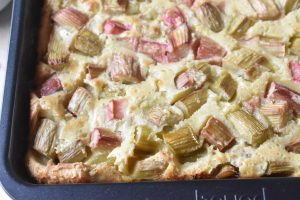 Clafoutis med rabarber - nem rabarberclafoutis