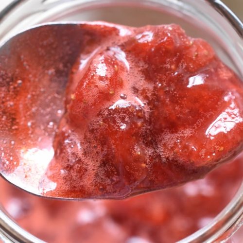 Jordbærkompot til skyr og dessert nem opskrift