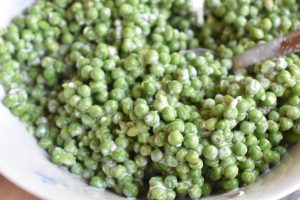 Ærtesalat med flødeost - nem hurtig salat