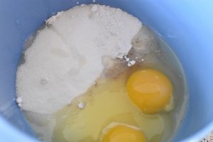 Brombærkage - god nem kage med brombær