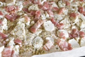 Deep pan pizza i bradepande - nem opskrift