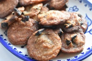 Lakridssmåkager med lakridspulver - opskrift