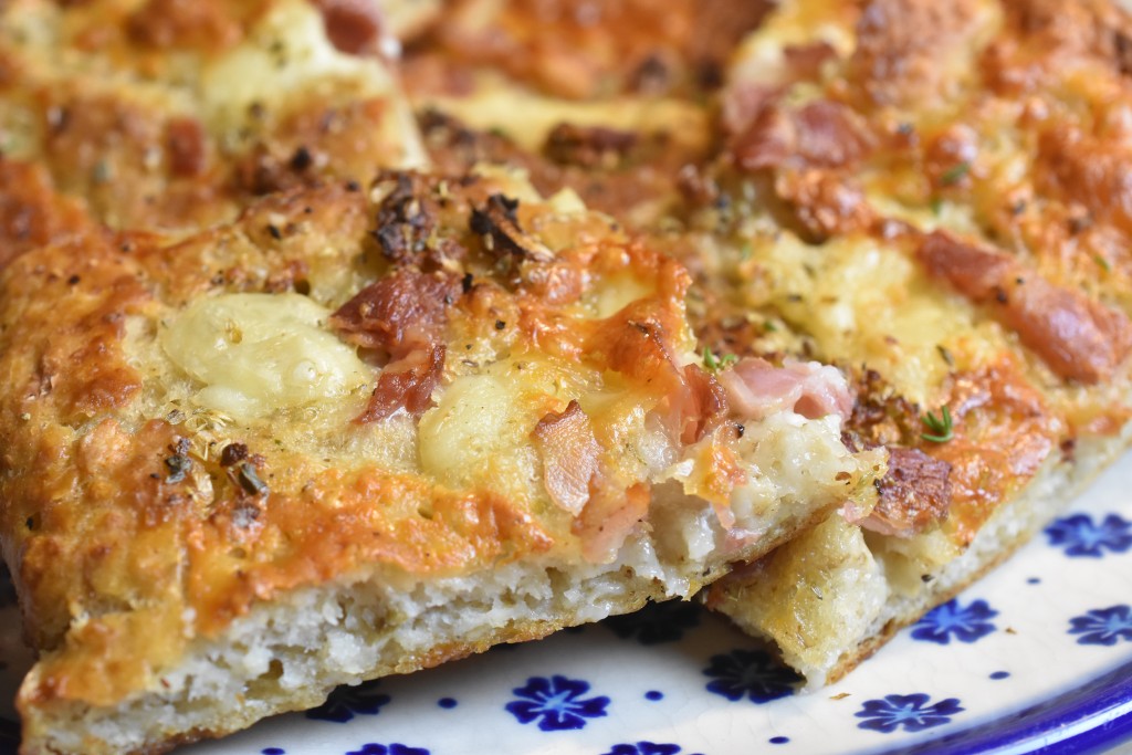 DSC_0237 • nogetiovnen.dk Deep pan pizza i bradepande - nem opskrift