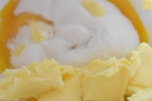 Guldkage i bradepande - guldlagkage opskrift