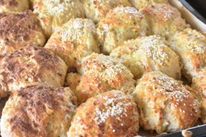 DSC_0208 • nogetiovnen.dk Æbleboller - æblebrud. Gode boller med æble