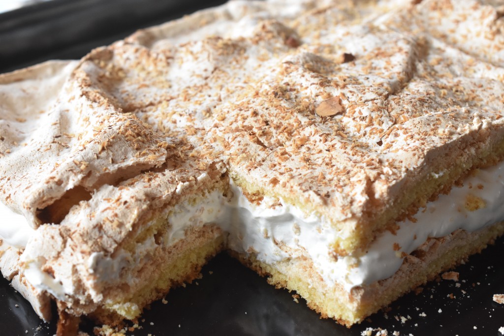 DSC_0281 • nogetiovnen.dk Guldkage i bradepande - guldlagkage opskrift