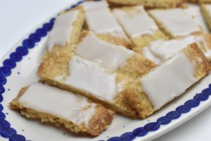 Fedtebrød med havregryn - havregrynssnitter