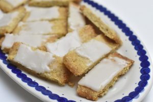 Fedtebrød med havregryn - havregrynssnitter