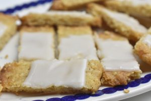 Fedtebrød med havregryn - havregrynssnitter