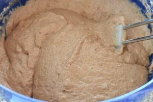 Chokoladekage med kaffecreme nem opskrift
