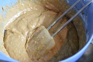 Sirupskage med smørcreme og appelsin