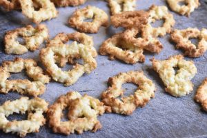 Kokoskranse - lækre vaniljekranse med kokos