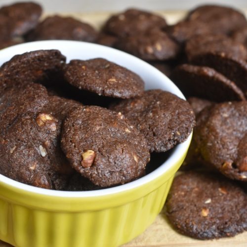Chokolade cookies med marcipan & Amaretto