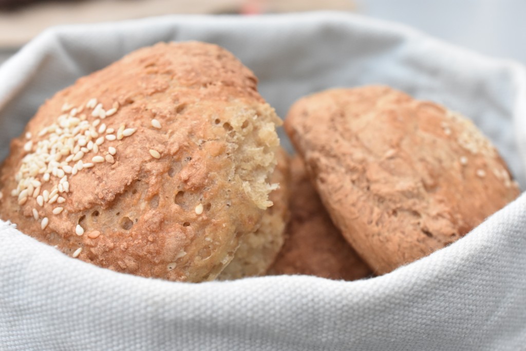 Boller med hvidøl - sprøde brød med nisseøl