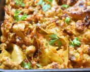 Kyllingelasagne med kokosmælk og karry