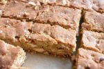 Peanutbutter brownie - kage med peanuts