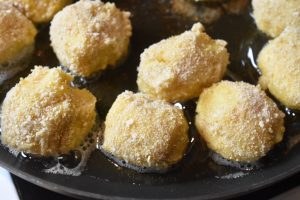 DSC_1833 • nogetiovnen.dk Mozzarella kartofler - kartoffelfrikadeller