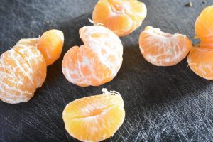 Mandariner eller klementiner kan bruges til kagen.