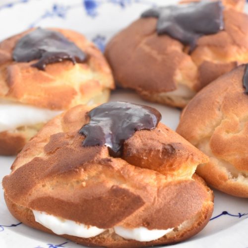 Vandbakkelser med creme - nem opskrift