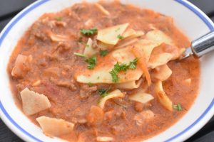 Lasagnesuppe - nem suppe med lasagne smag