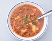 Lasagnesuppe - nem suppe med lasagne smag