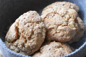 Koldhævede æbleboller - grove. Nem opskrift