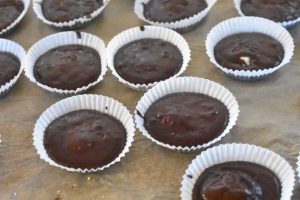Chokolademuffins med kakaomælk - uden æg