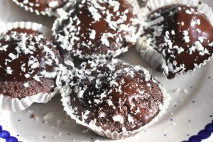 Chokolademuffins med kakaomælk - uden æg