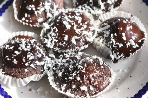 Chokolademuffins med kakaomælk - uden æg
