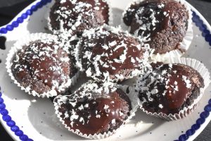 Chokolademuffins med kakaomælk - uden æg