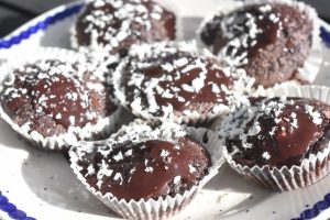 Chokolademuffins med kakaomælk - uden æg