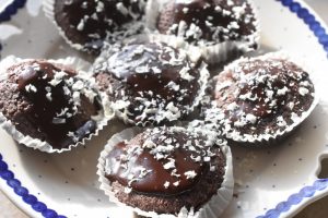 Chokolademuffins med kakaomælk - uden æg