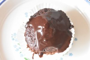 Chokolademuffins med kakaomælk - med chokoladeglasur