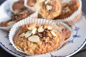 Havremuffins med æble og kanel - nem opskrift