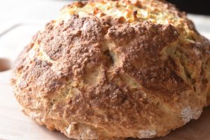 Kanelbrød uden gær - opskrift på sodabrød