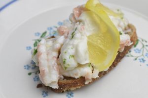 Jomfruhummerhaler i ovn med hvidløgssmør 