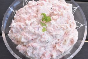 Laksemousse med varmrøget laks - nem