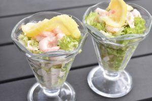 Rejecocktail med dressing - nem klassisk forret