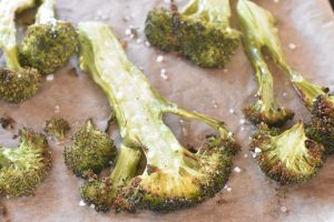 Broccoli i ovn med parmesan - bagt broccoli