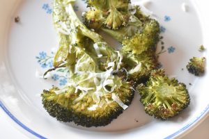 DSC_0952 • nogetiovnen.dk Broccoli i ovn med parmesan - bagt broccoli